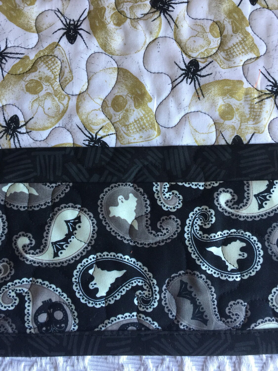 Halloween Table Runner Quilt, Spiders, Ghosts, Skulls Table Topper Quilt, Black, White, Glow in the Dark, Handmade