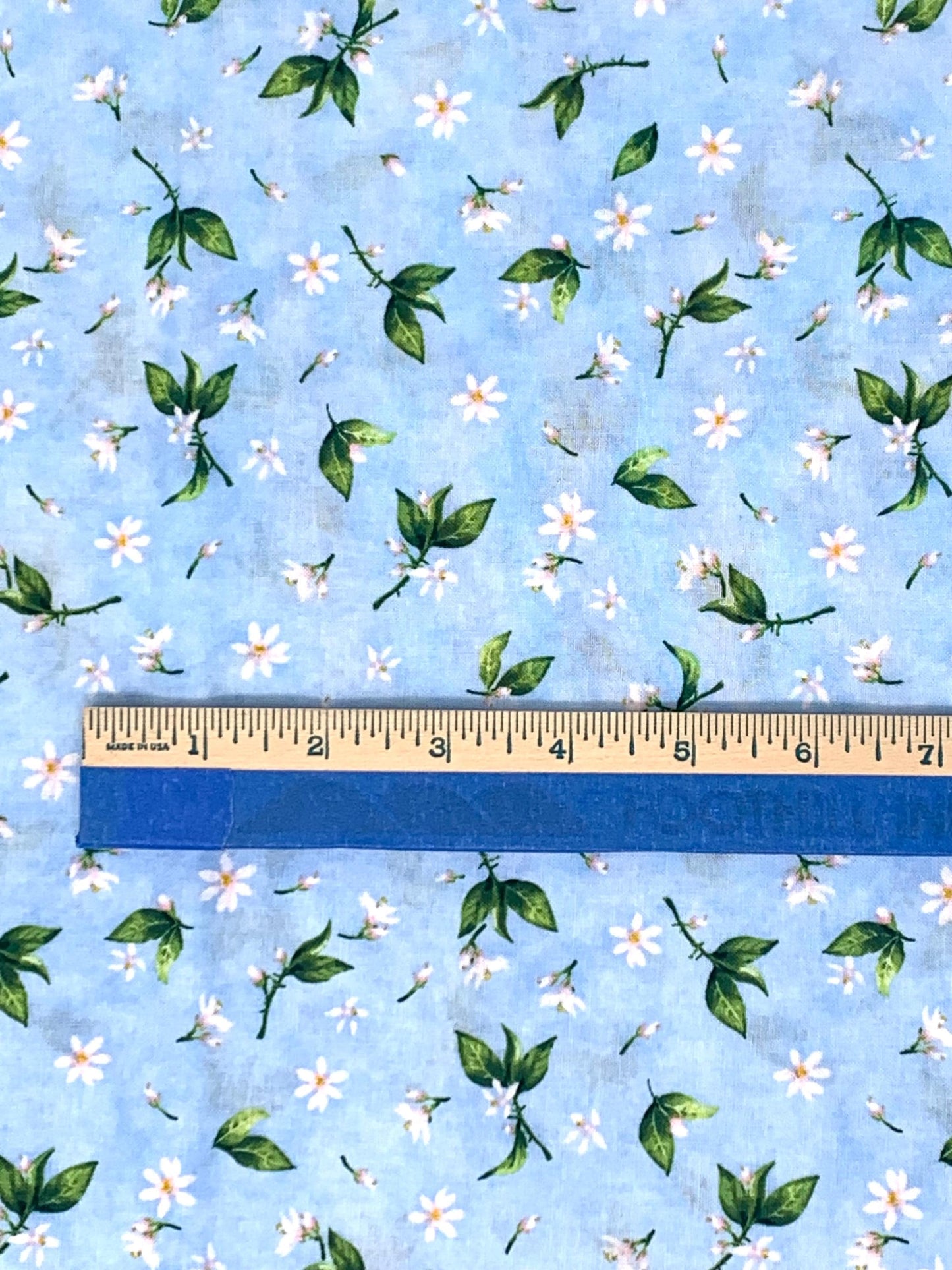 Blue White Floral Toss yardage, Small Blossoms, Flowers, Blooms, Blossoms, Timeless Treasres