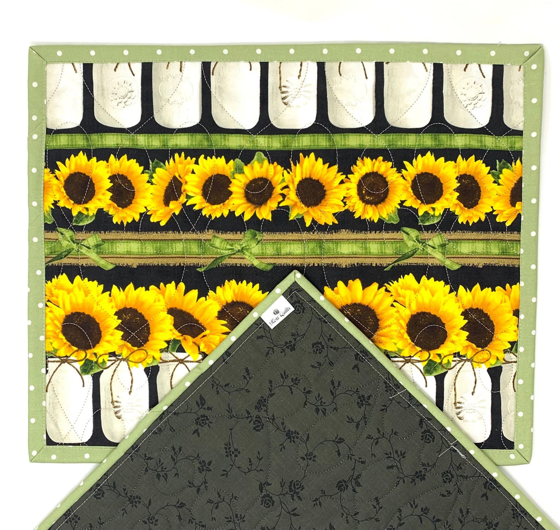 Sunflowers in mason jars Placemats, Fall Table, Yellow, Green polka dots, Set of 2, Handmade