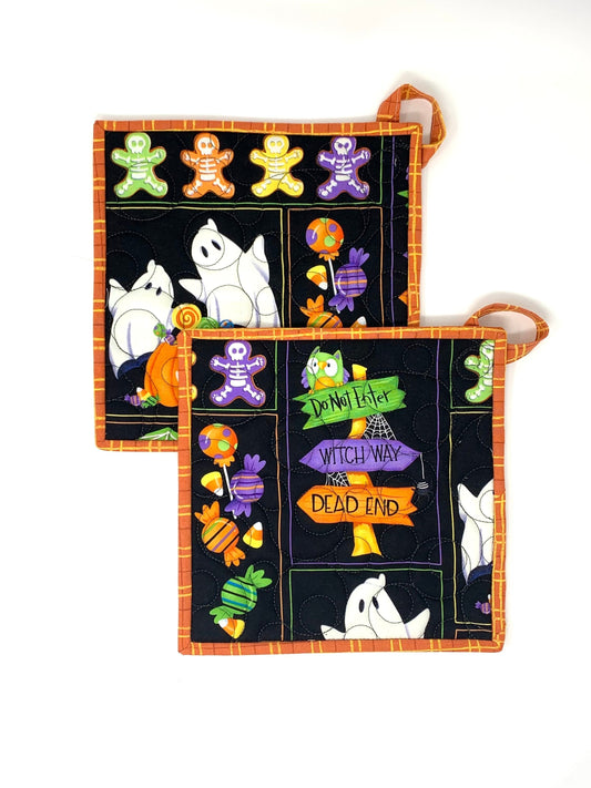 Halloween Pot Holder, Set of 2, Large 9x9, Hanging Loop, Orange, Black, Mini Quilt
