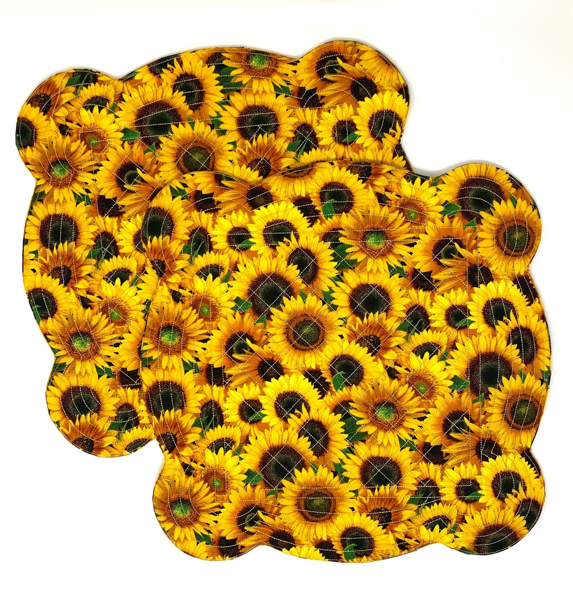 Sunflower Scalloped Place Mats, Set of 2, Floral, Scalloped Edge, Mini Quilts, Handmade