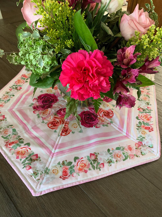 Romantic Spring Table Runners and Toppers ♥