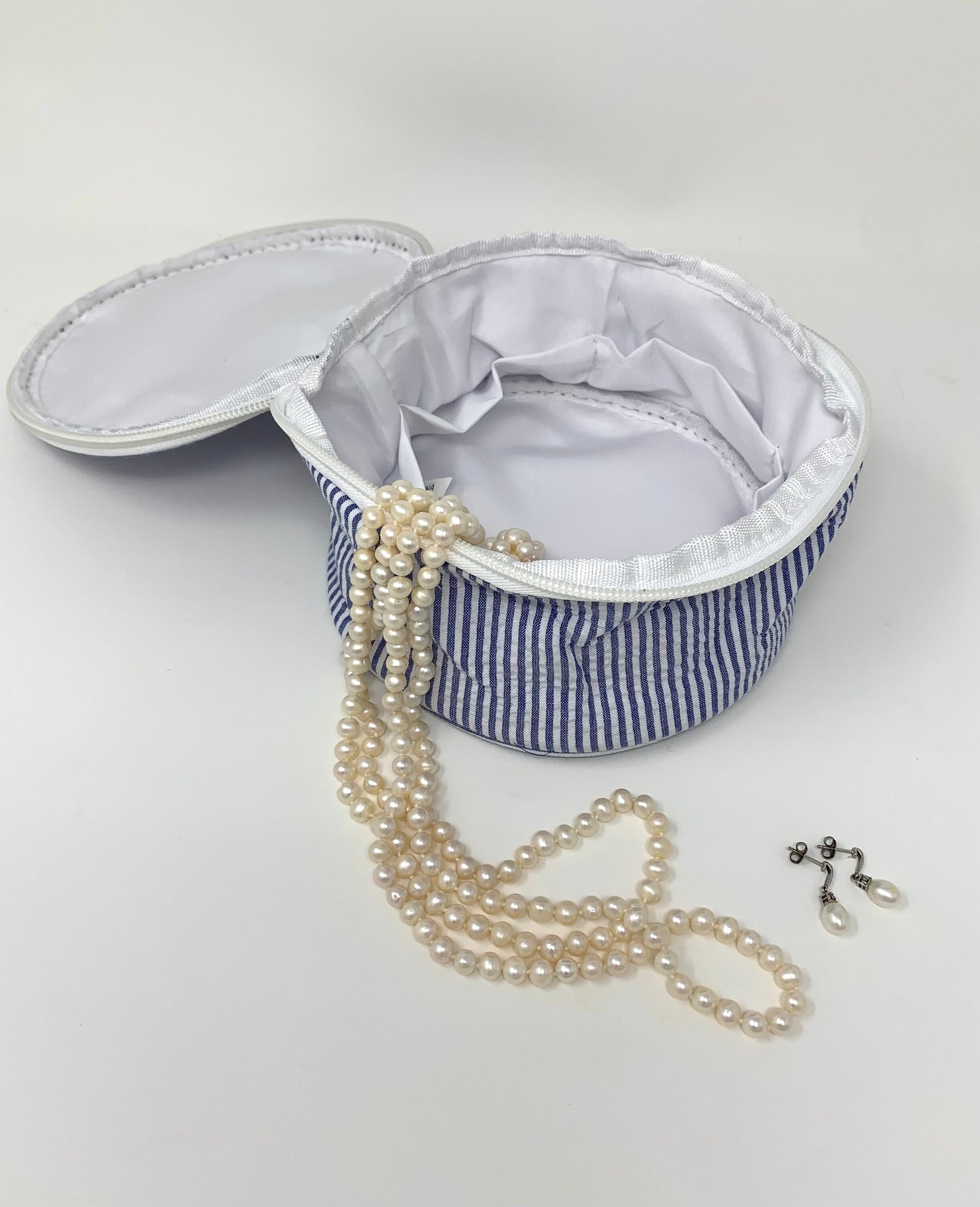 Pink Jewelry Case, Small Travel Bag, Monogrammed, Personalized Gift, Bridesmaid Gift, Round Jewelry Case Mini Bag