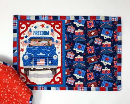 Patriotic Placemat Set, Qulted Place Mats, Independence Day, Fourth of July, Handmade