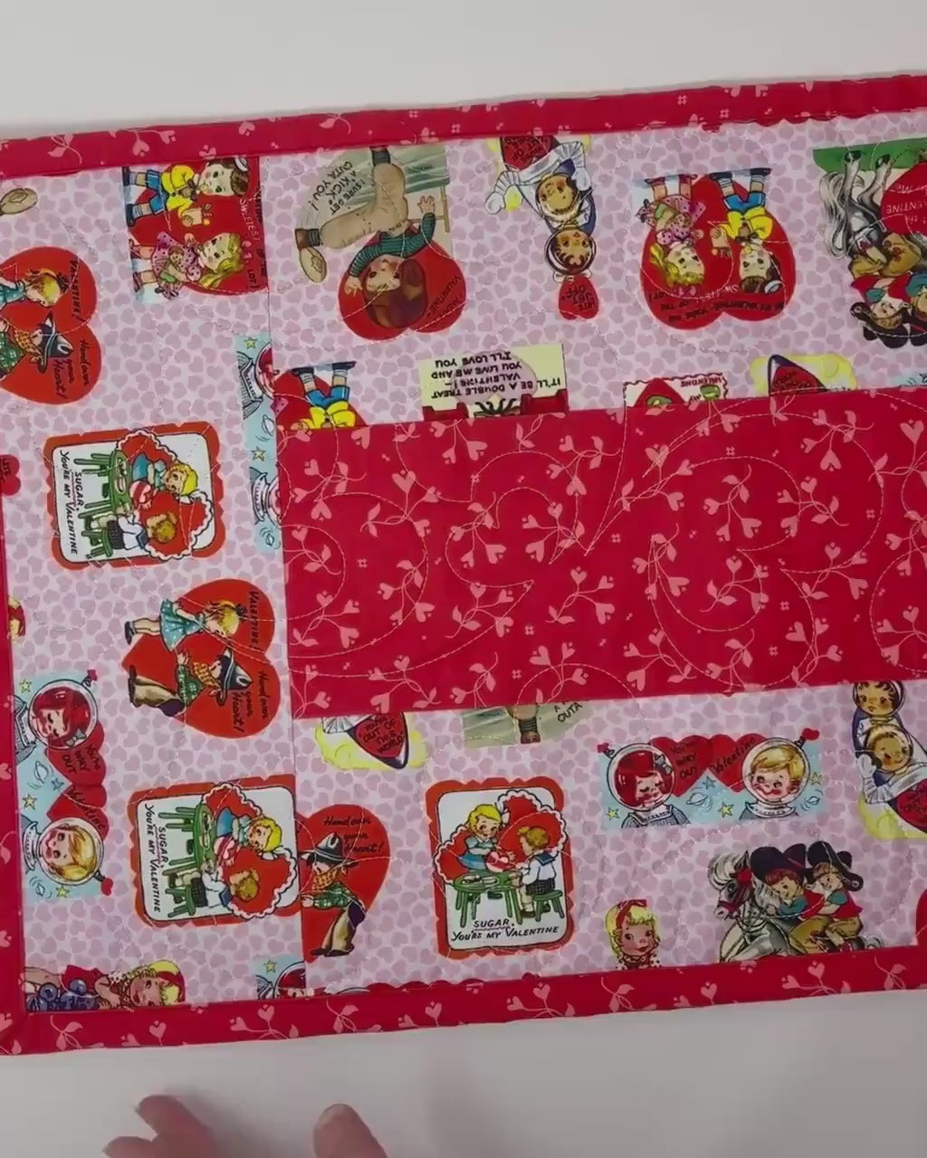 Valentine Table Runner Quilt, Retro, Pink, Red, Handmade Quilt