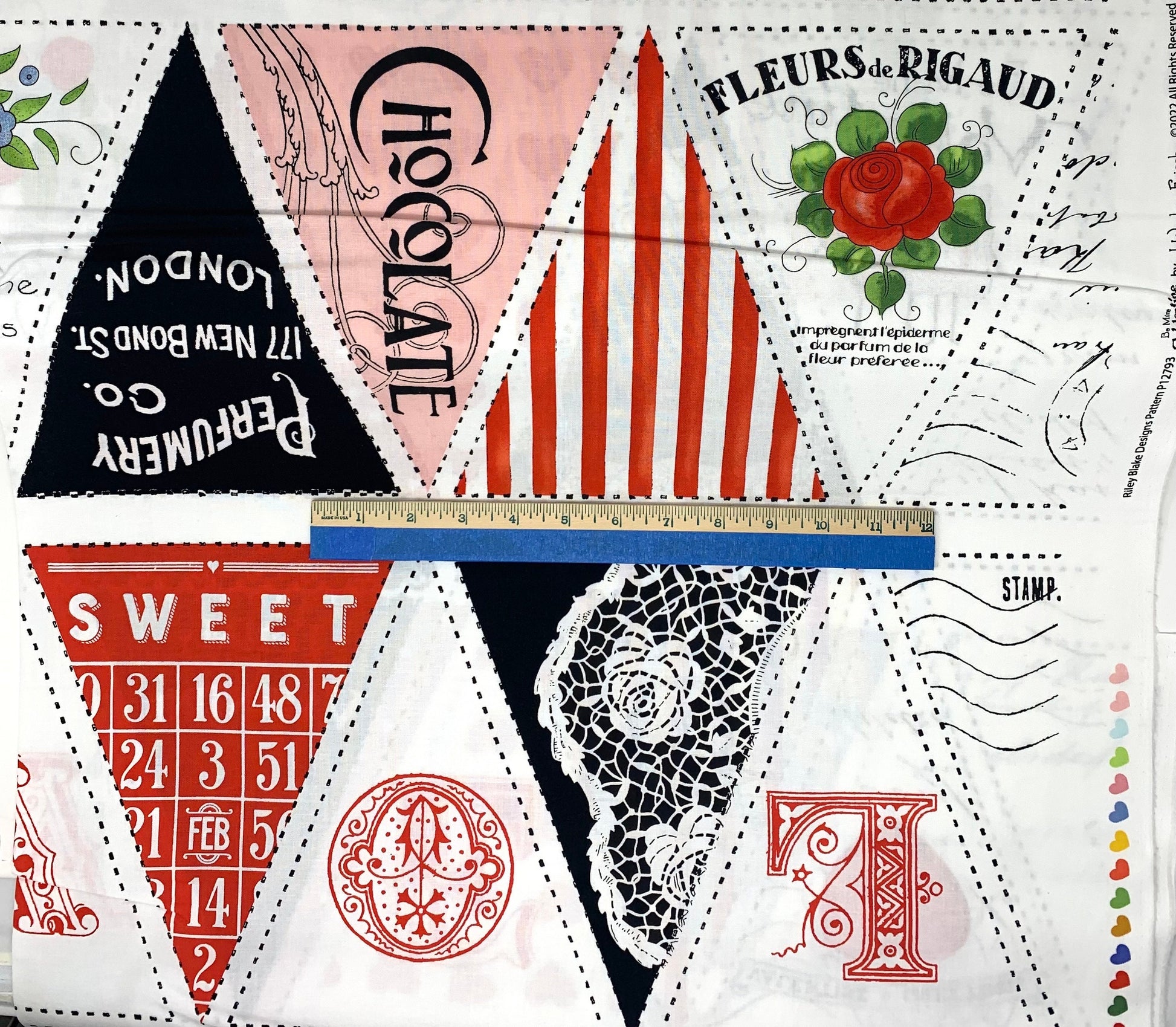Valentine Bunting Panel, Heart Fabric, Be Mine, J. Wecker Frisch